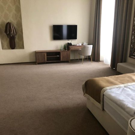 Hotel Panstvi Dlouha Lhota מראה חיצוני תמונה