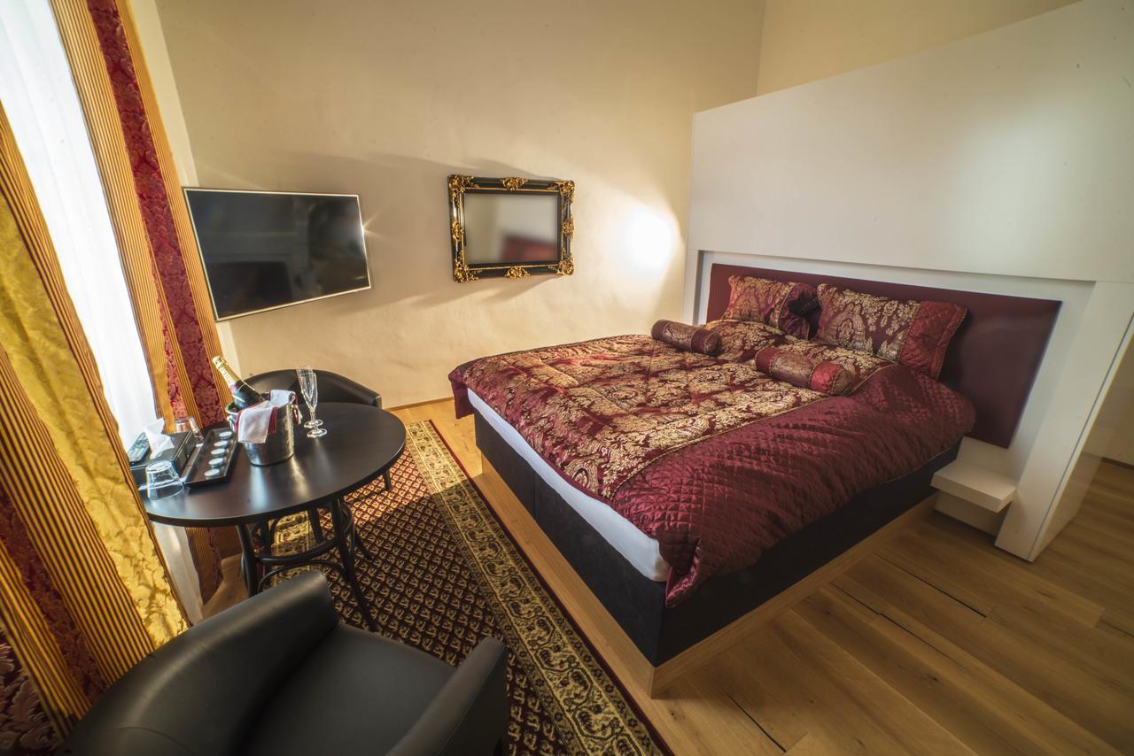 Hotel Panstvi Dlouha Lhota מראה חיצוני תמונה