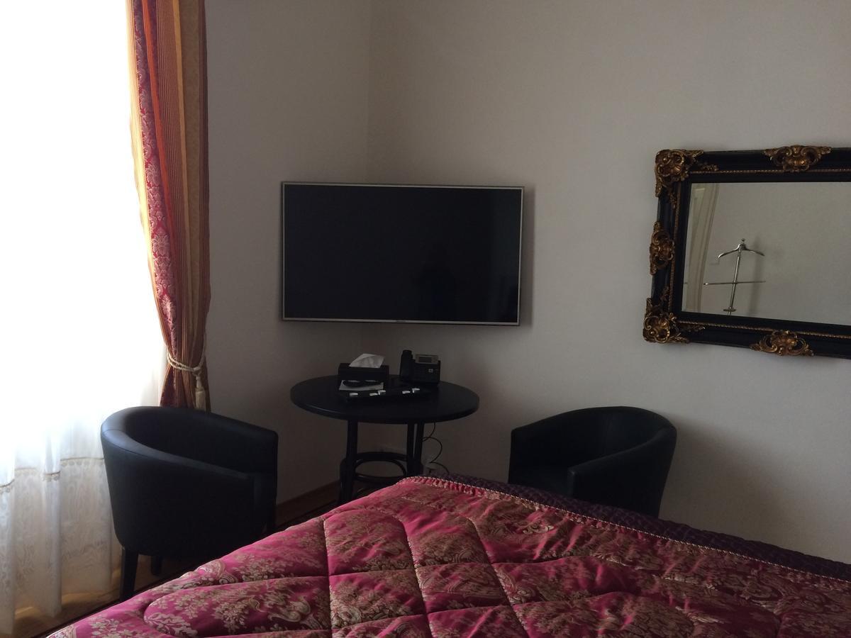 Hotel Panstvi Dlouha Lhota מראה חיצוני תמונה