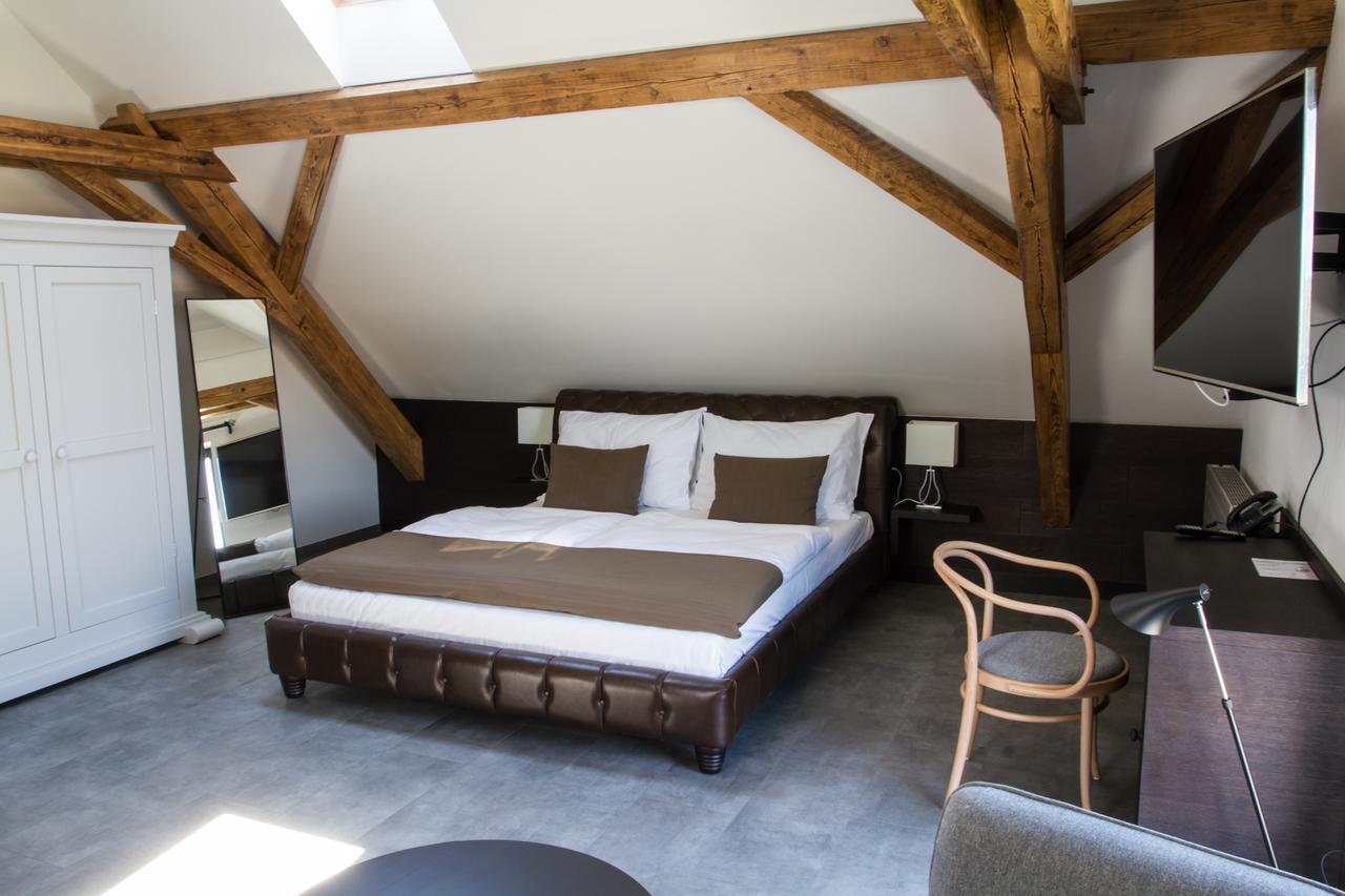 Hotel Panstvi Dlouha Lhota מראה חיצוני תמונה