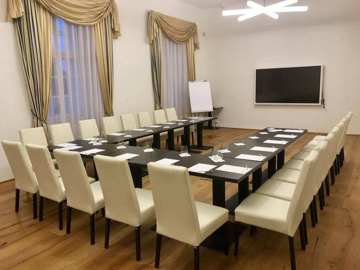 Hotel Panstvi Dlouha Lhota מראה חיצוני תמונה