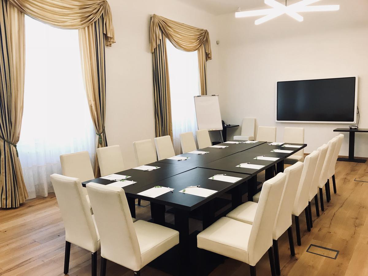 Hotel Panstvi Dlouha Lhota מראה חיצוני תמונה
