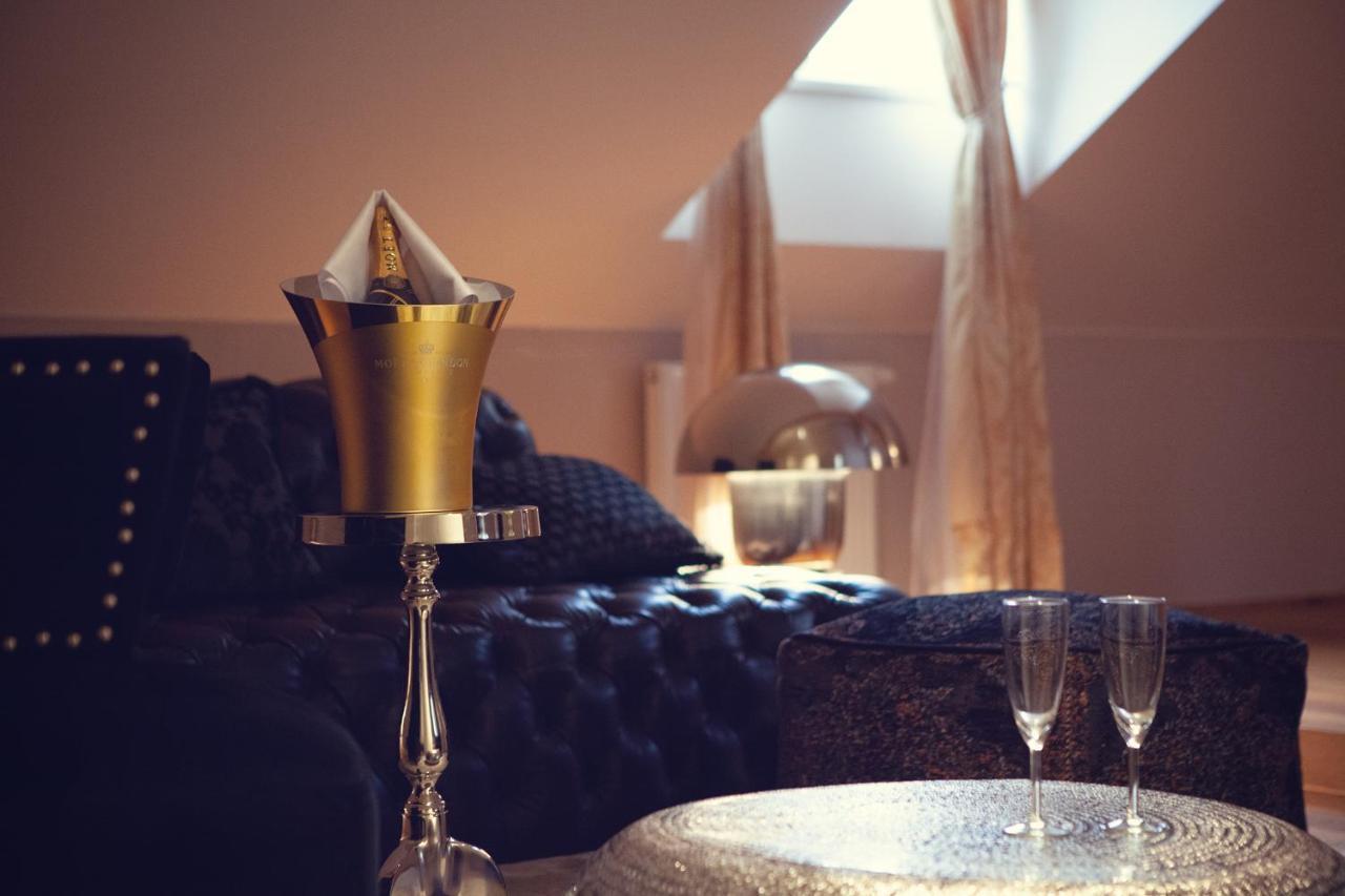 Hotel Panstvi Dlouha Lhota מראה חיצוני תמונה